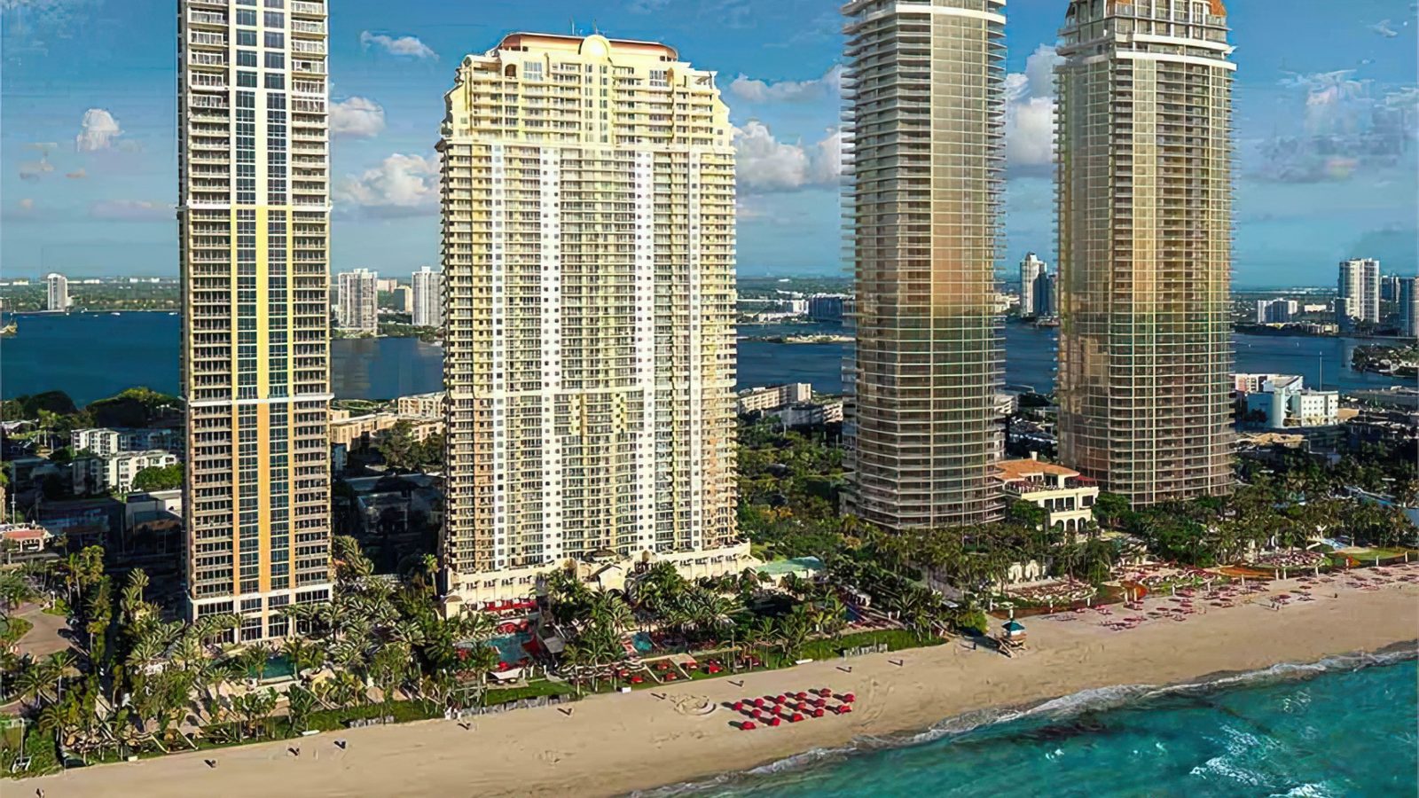 Acqualina Residences: the building from outside, in Sunny Isles Beach.
